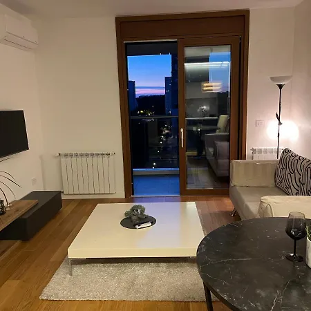 The Five-new Apartman *